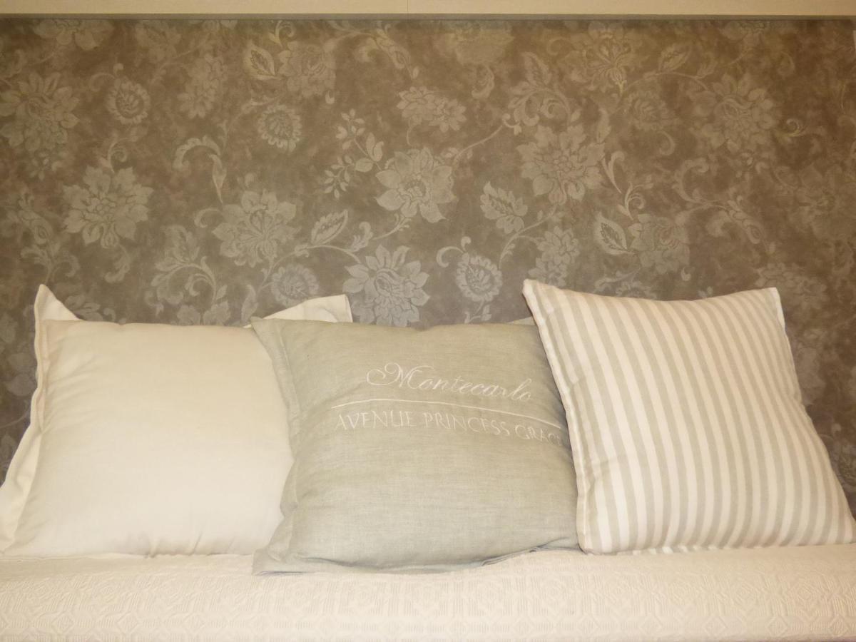 Design Hotel Astra B&B มิซาโน อาดรีอาติโก ภายนอก รูปภาพ