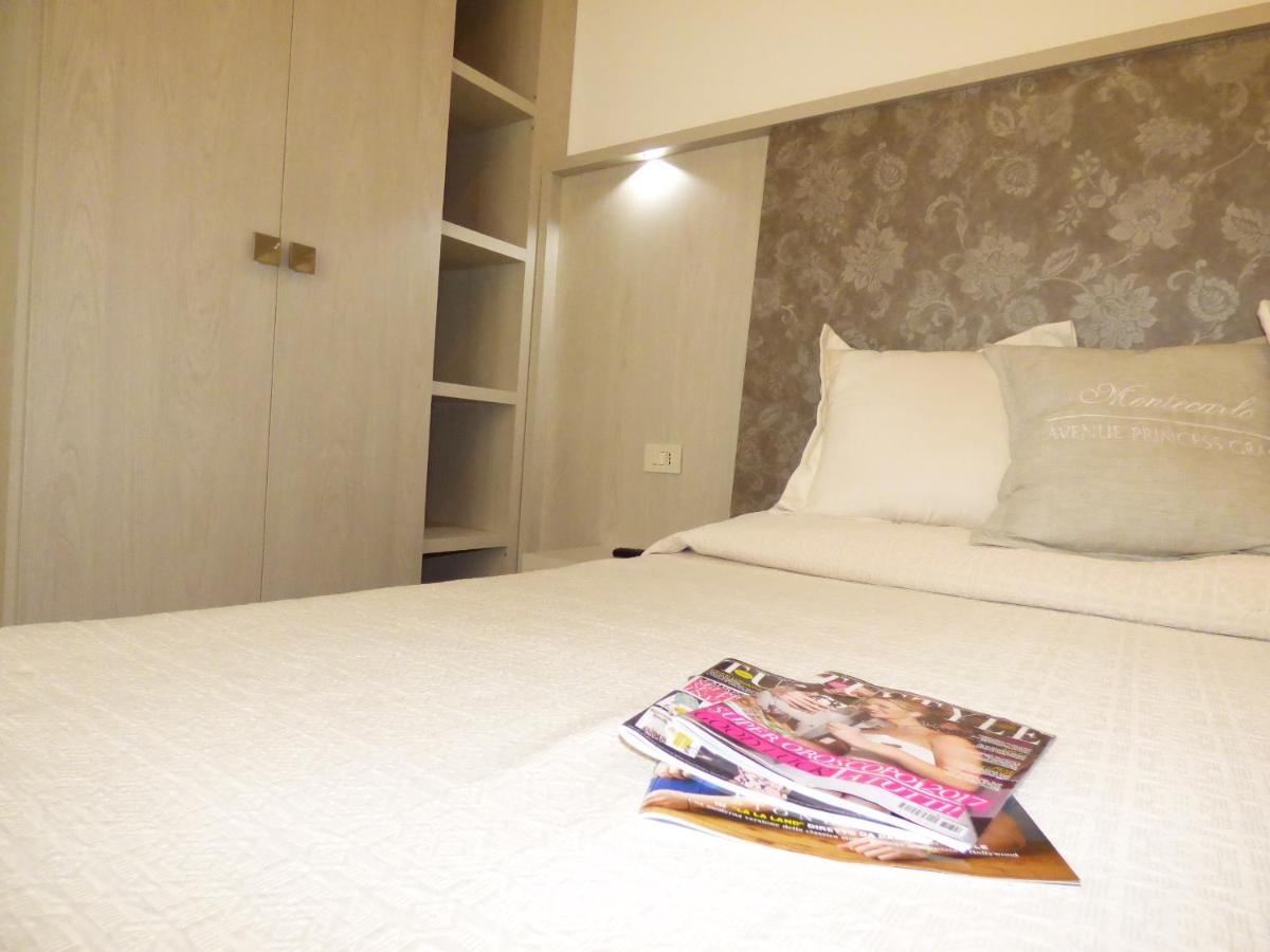Design Hotel Astra B&B มิซาโน อาดรีอาติโก ภายนอก รูปภาพ